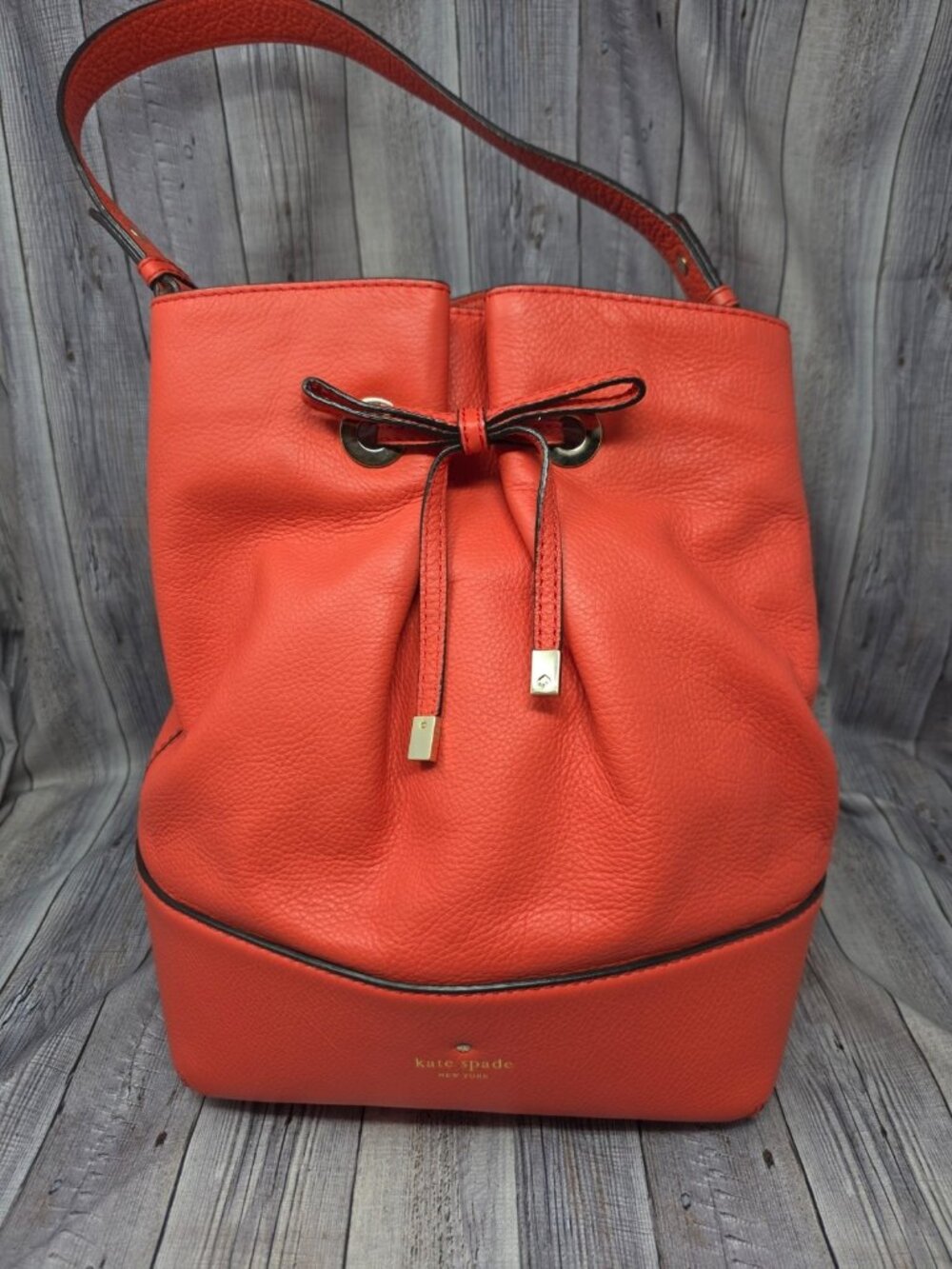 Kate Spade West Valley Valentine Bucket Bag Red Pink Beautiful Scrunch Purse